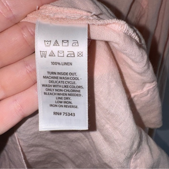 Women's C&C California 100% Linen Pink Long Sleeve Top - Picture 5 of 7